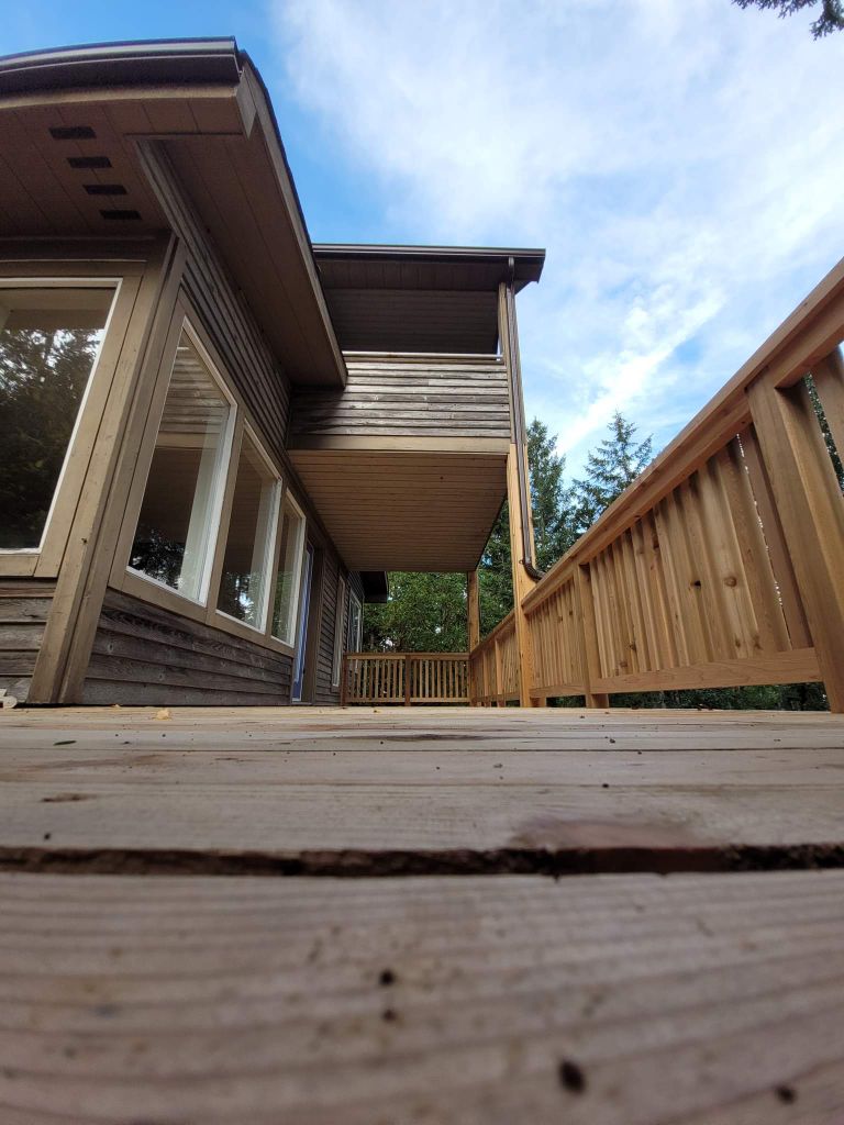 Carlin Road — covered cedar deck, Saanich Peninsula